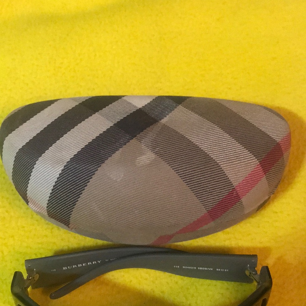 Authentic Blue Burberry Sunglasses - Picture 2 of 5